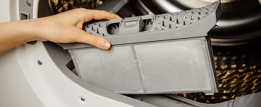 Signs Of A Clogged Dryer Lint Trap in Lake Ridge, Virginia